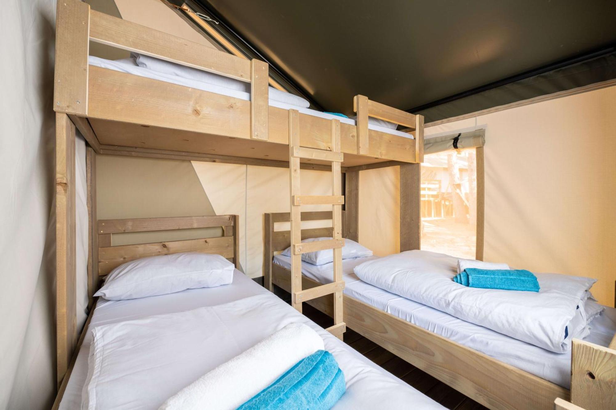 Easyatent Camping Porto Sole فيرسار الغرفة الصورة