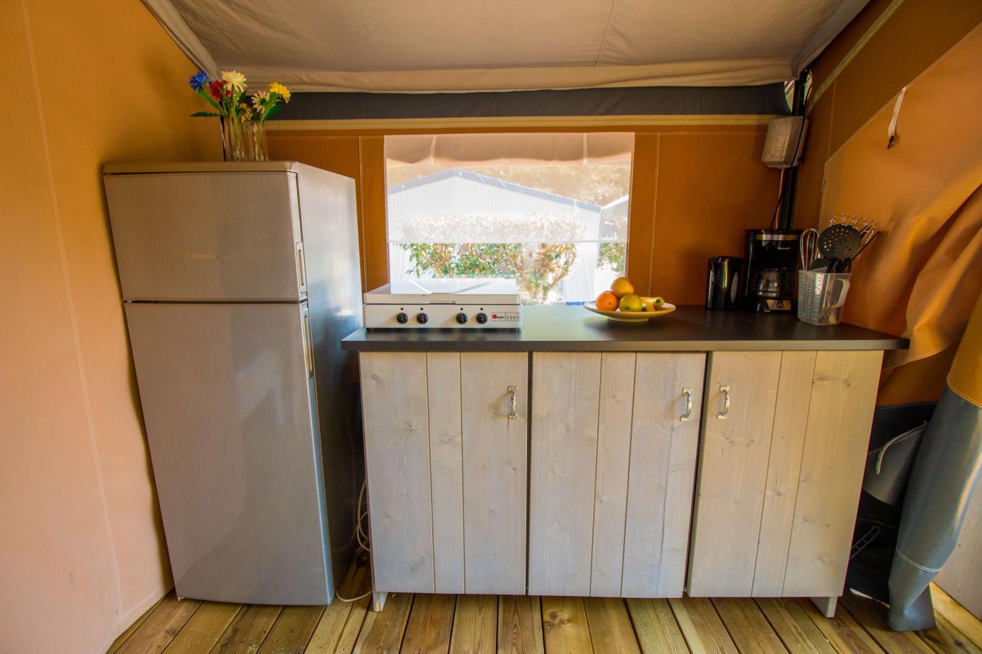 Easyatent Camping Porto Sole فيرسار الغرفة الصورة