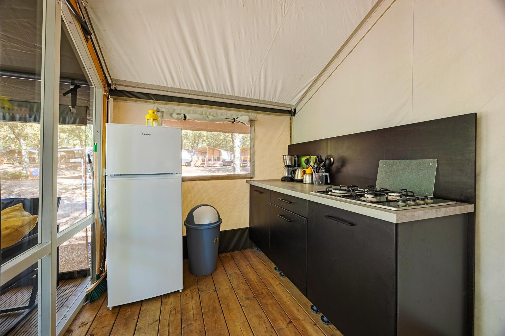 Easyatent Camping Porto Sole فيرسار الغرفة الصورة